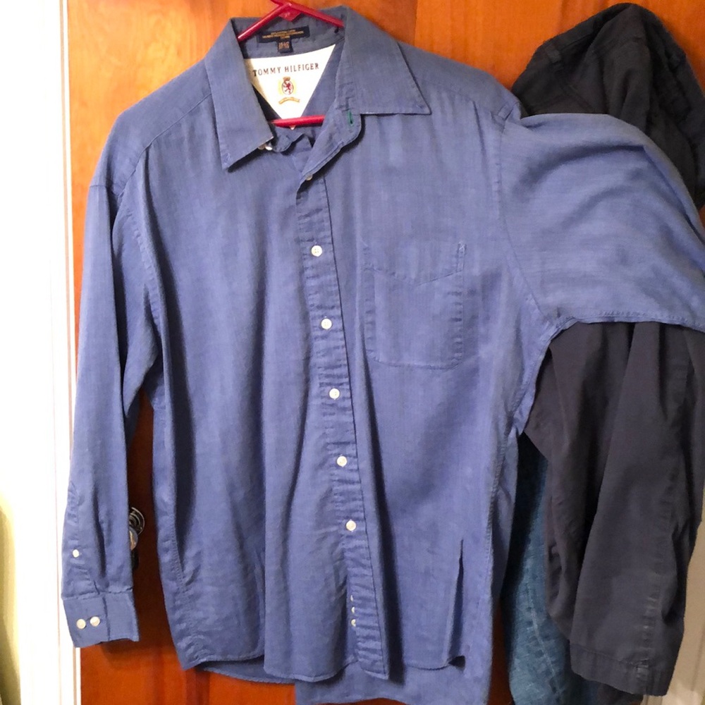 Dress shirt.